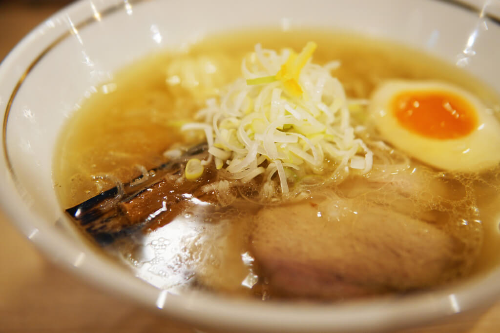 ラーメン　紬　熊本