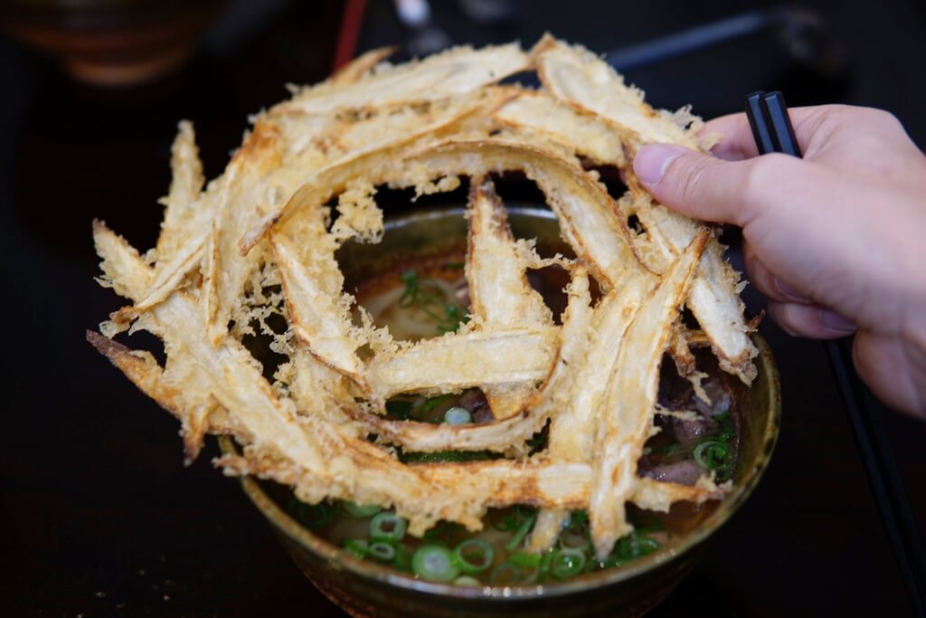 ごぼう天うどん　熊本