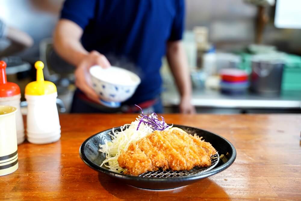 とんかつ赤坂 水野 菊池