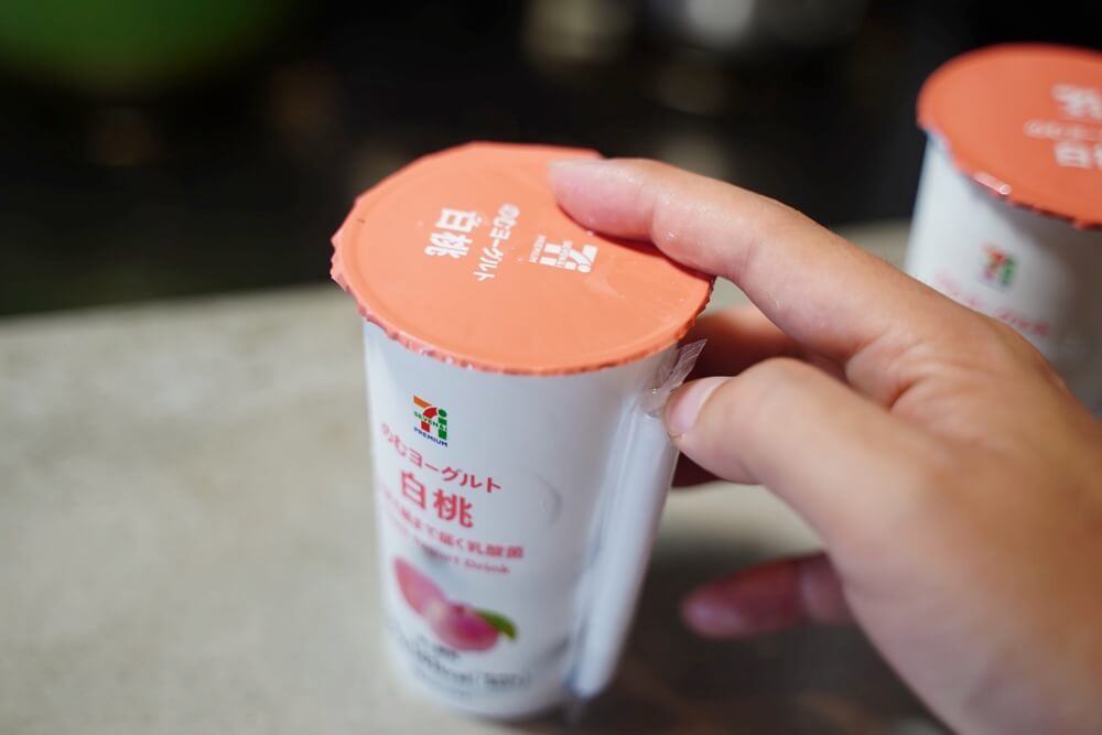 セブンイレブン 桃ヨーグルト