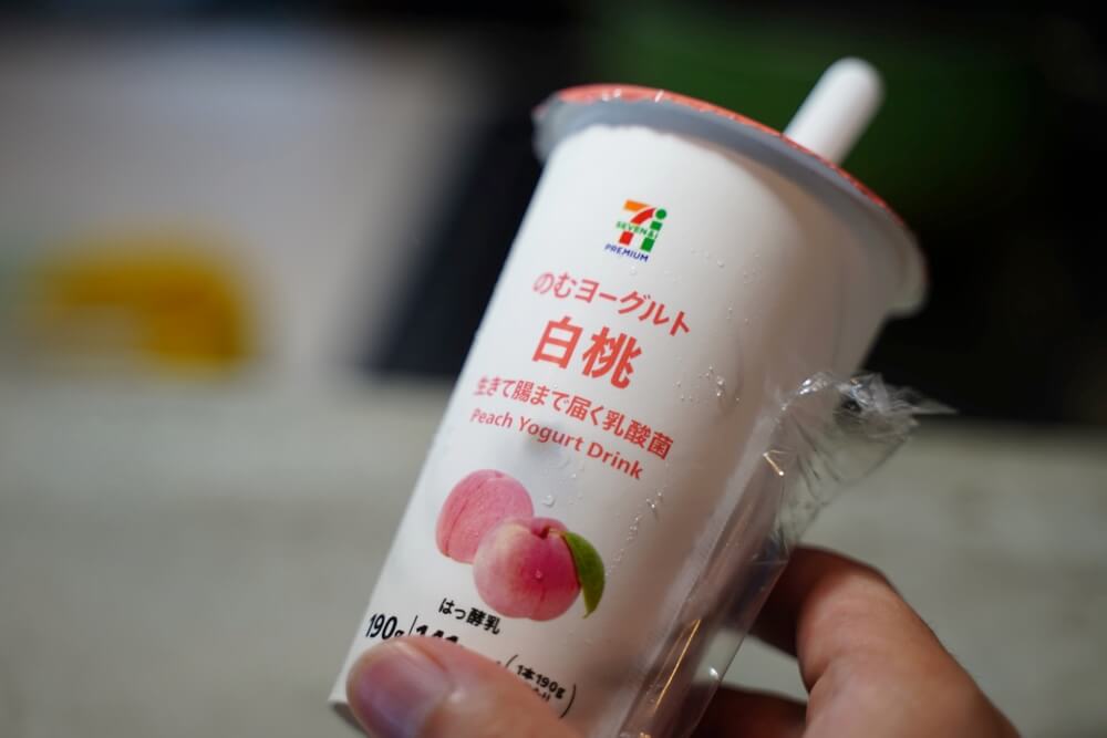 セブンイレブン 桃ヨーグルト