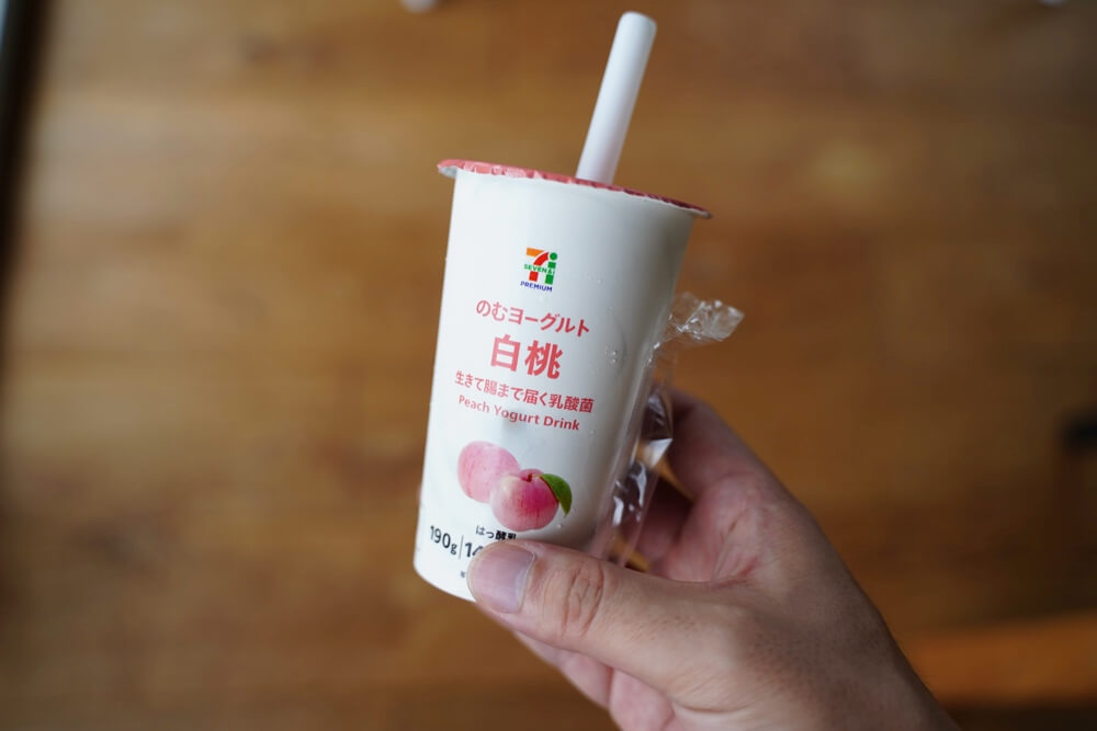 セブンイレブン 桃ヨーグルト