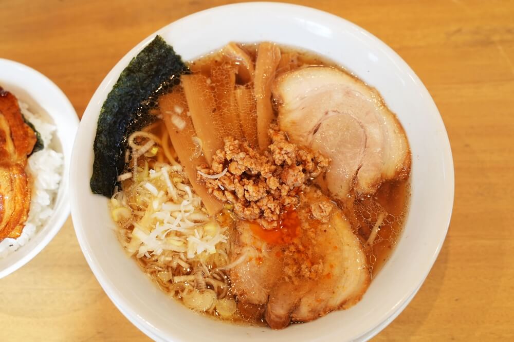 里屋 熊本 醤油ラーメン