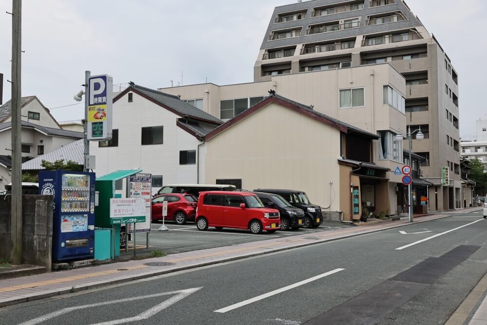 ピュアリィ 熊本 駐車場