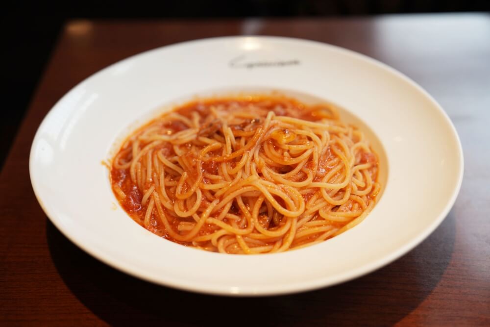 カプリチョーザ トマトとニンニクのスパゲッティ