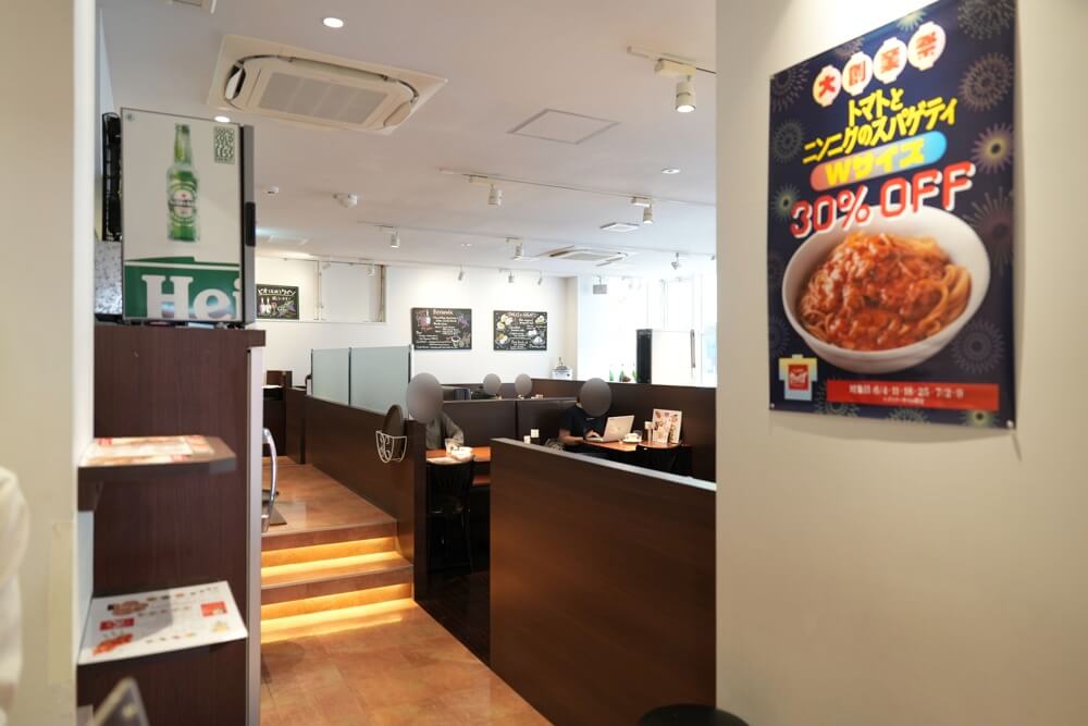 カプリチョーザ トマトとニンニクのスパゲッティ