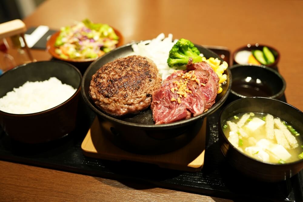 福よし 鶴屋 ハンバーグ