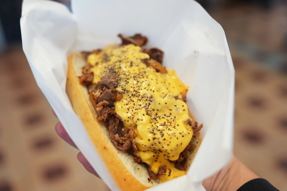 宮原サービスエリア 下り チーズステーキ