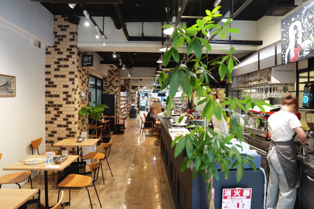 ホールスクエア ランチ