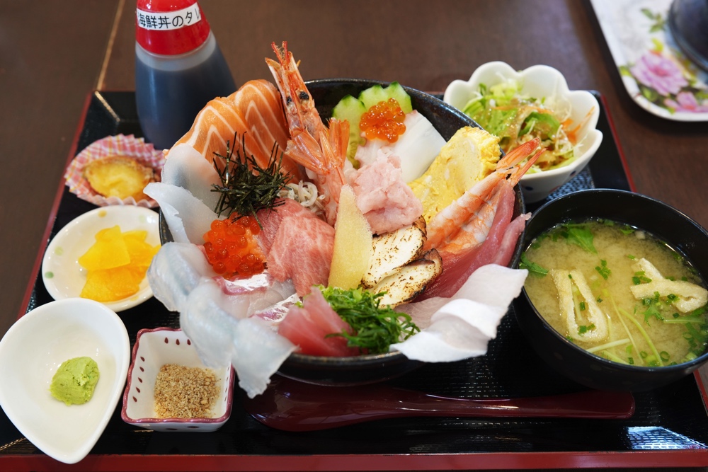 合格屋 熊本 海鮮丼